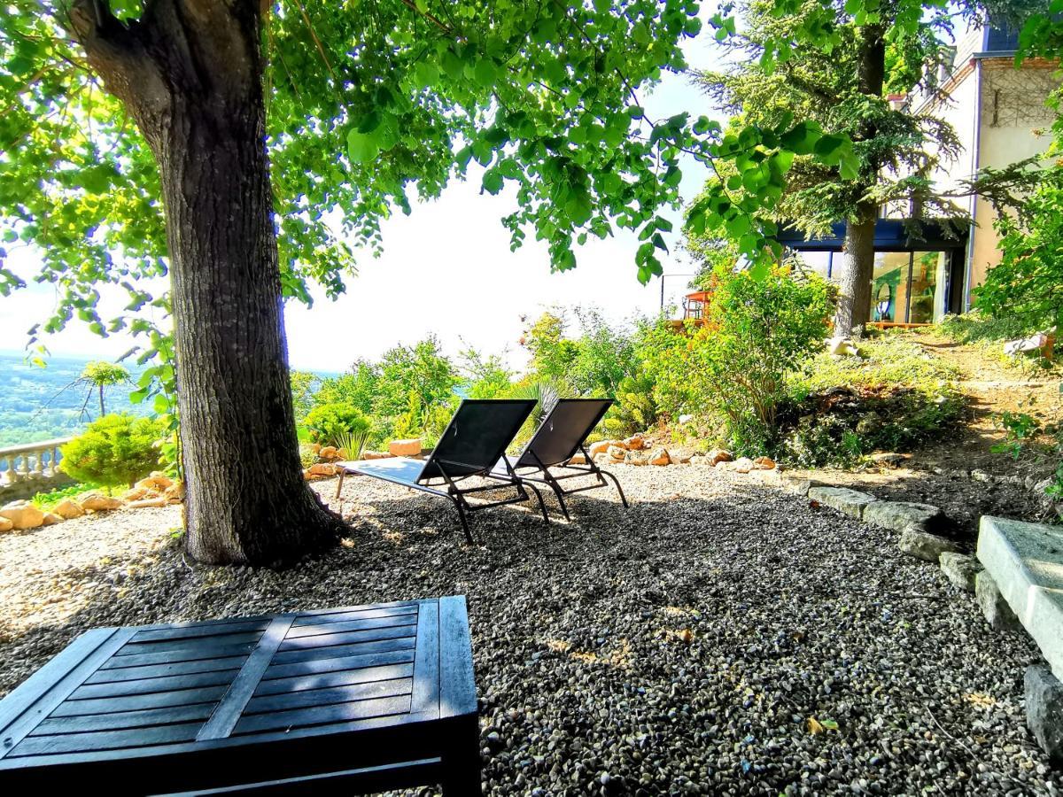 Lodge-belvedere Sur Les Hauteurs De Vichy