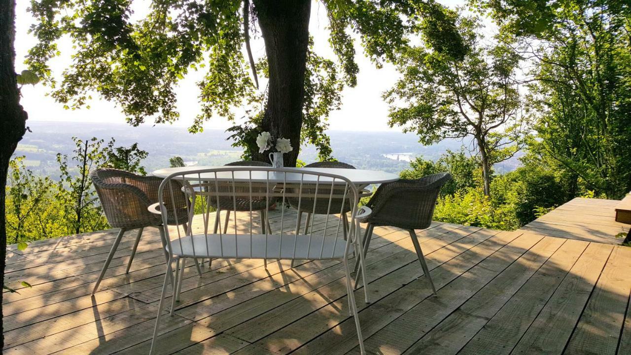 Lodge Lodge-belvedere Sur Les Hauteurs De Vichy