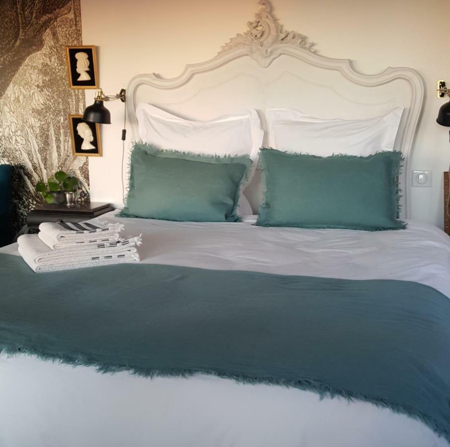 Lodge Lodge-belvedere Sur Les Hauteurs De